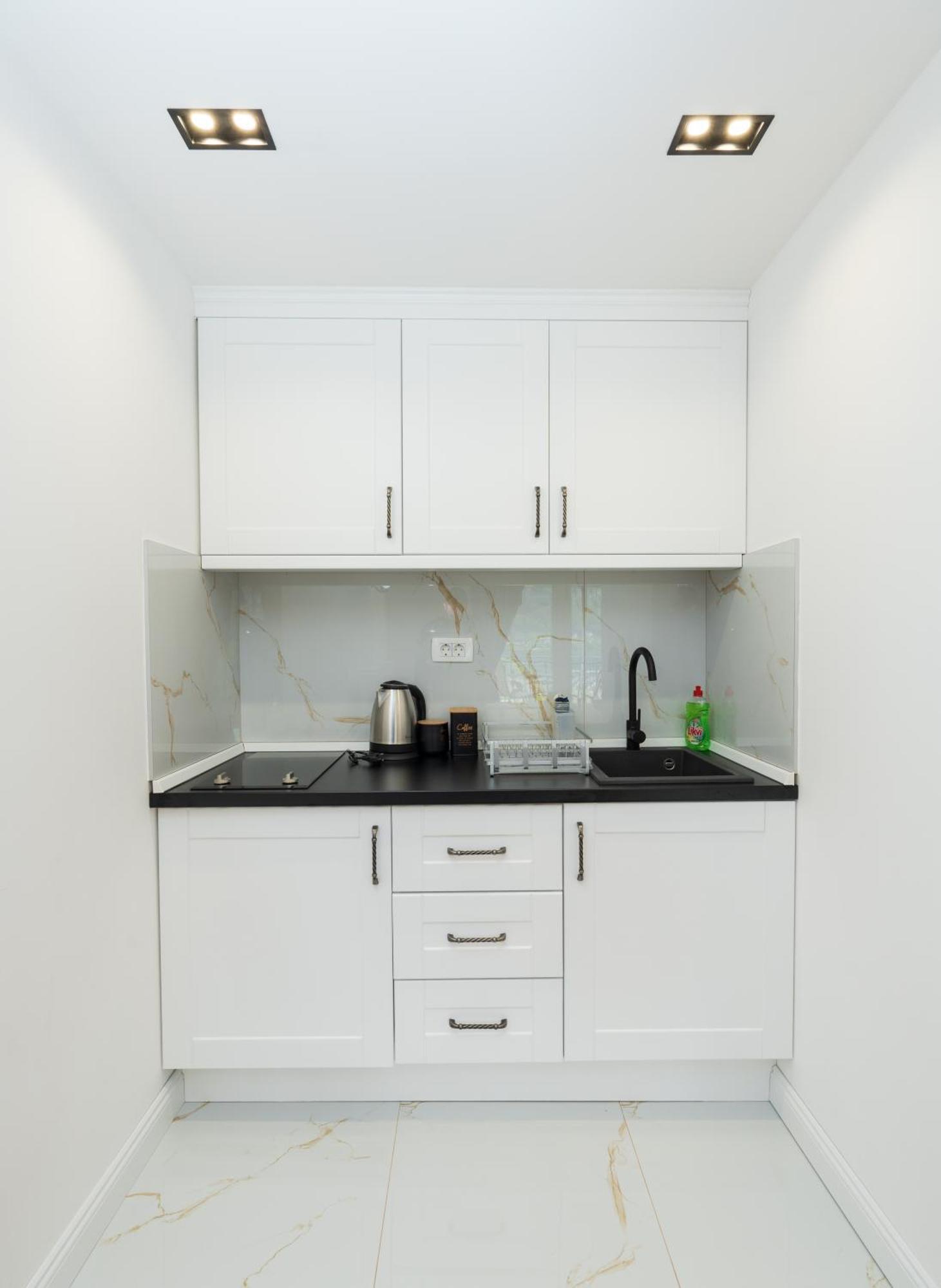 Ema Apartments Плав Екстер'єр фото